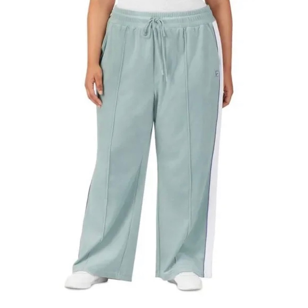 NWT Women’s Fila Valery Green Velour Track Pants - 2X